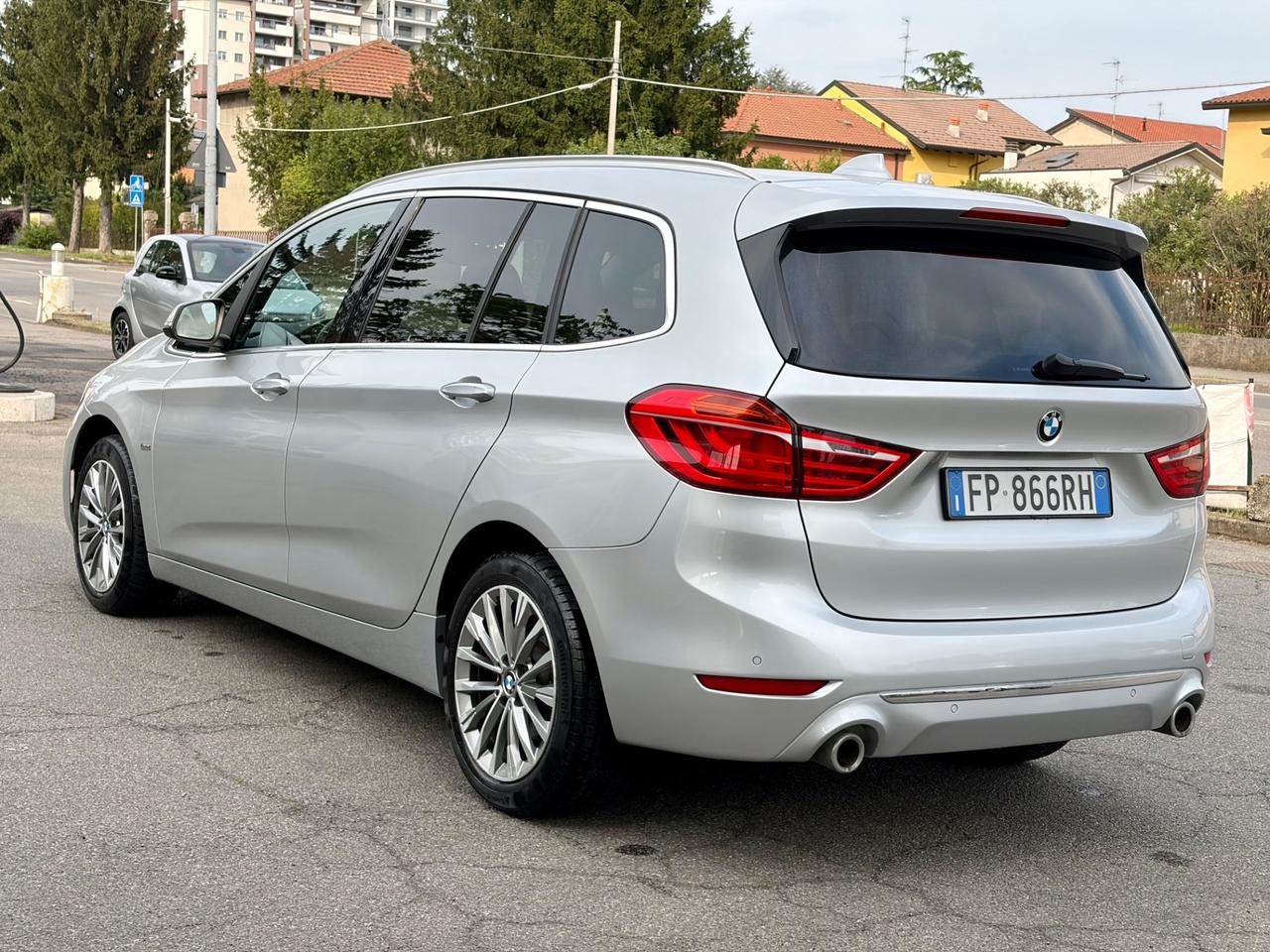 Bmw 2er Active Tourer 218d Luxury