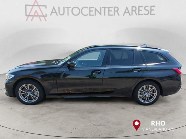 BMW 330 e xDrive Touring Sport