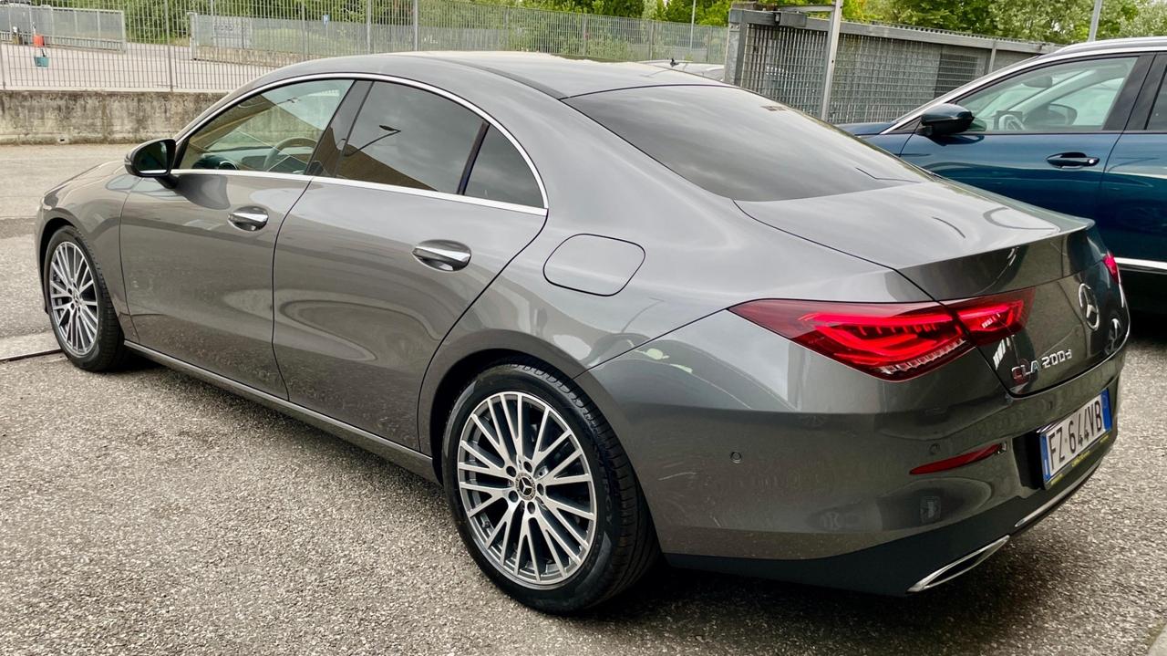 Mercedes CLA 200 d Automatic led Pacchetto luci