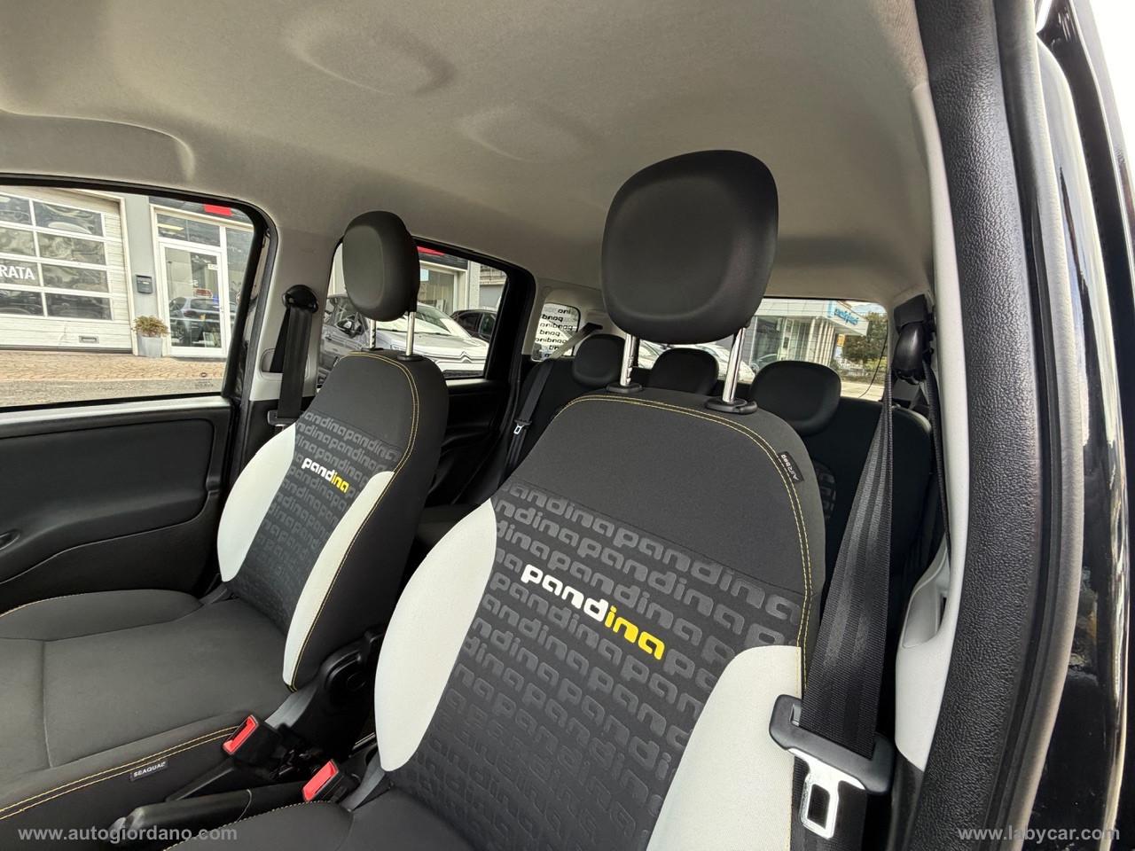 FIAT Panda 1.0 FireFly S&S Hybrid PACK CROSS