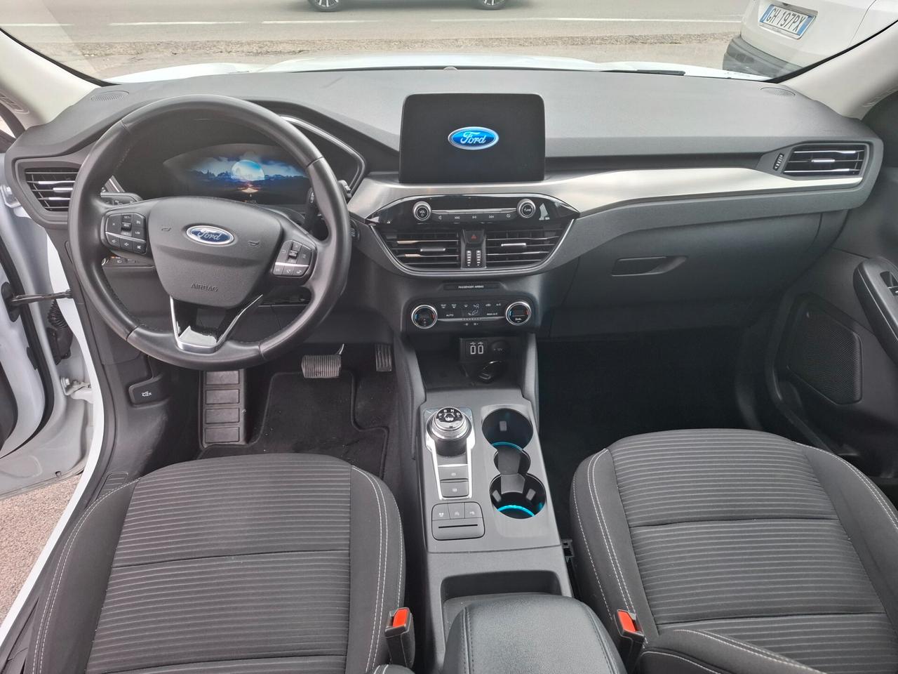 Ford Kuga 1.5 dci 120 CV titanium anno 2022