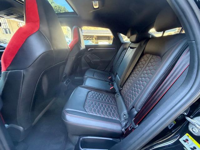 AUDI RS Q3 SPB quattro S tronic