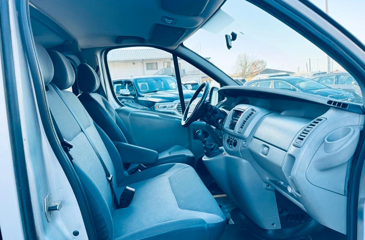 Renault Trafic T29 2.0 dCi/90 PL-TN Passenger Confort