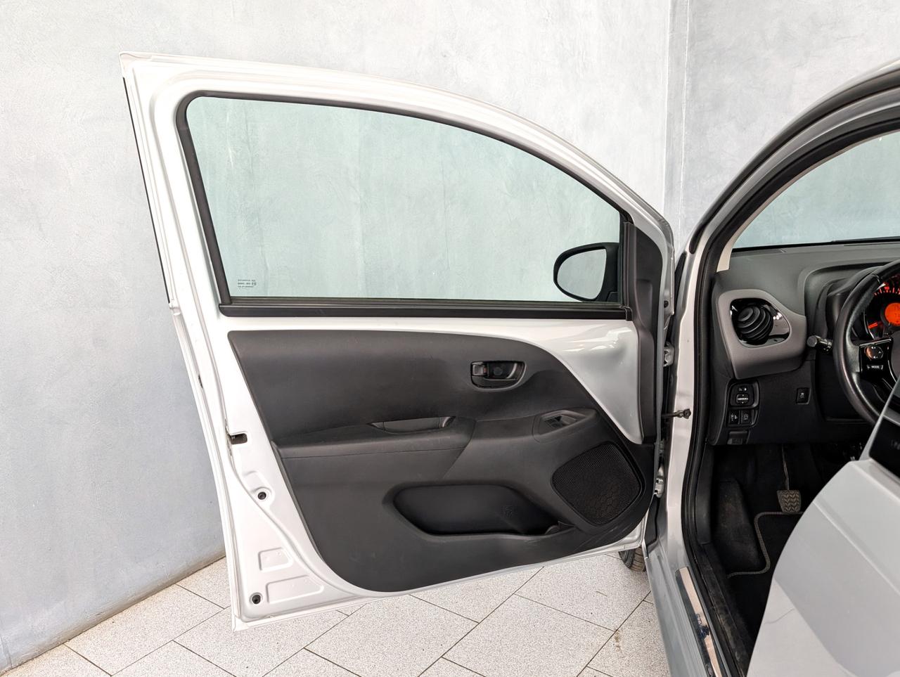 Peugeot 1.0 vti 72cv Active