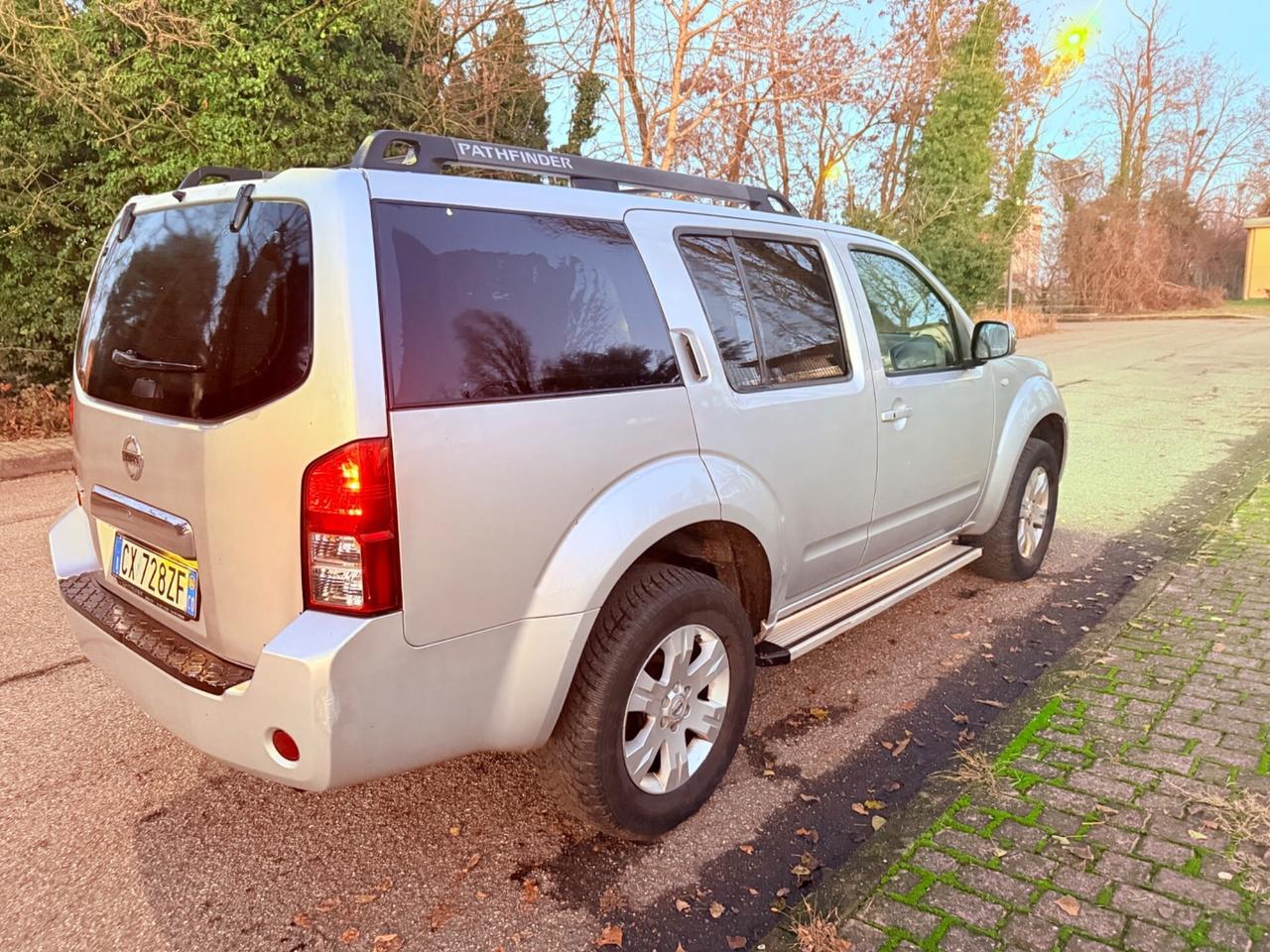 Nissan 2.5- 4X4- 7 POSTI- PERFETTAAAA OTTIME CONDI