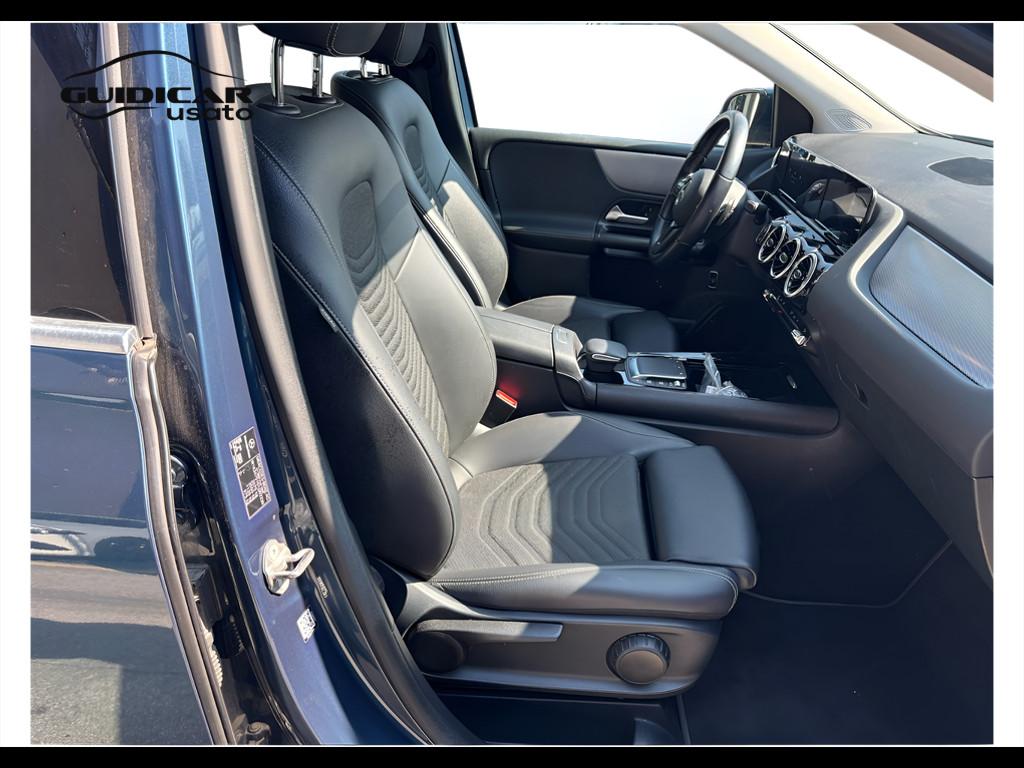 Mercedes-Benz Classe B - W247 2018 - B 180 d Sport auto