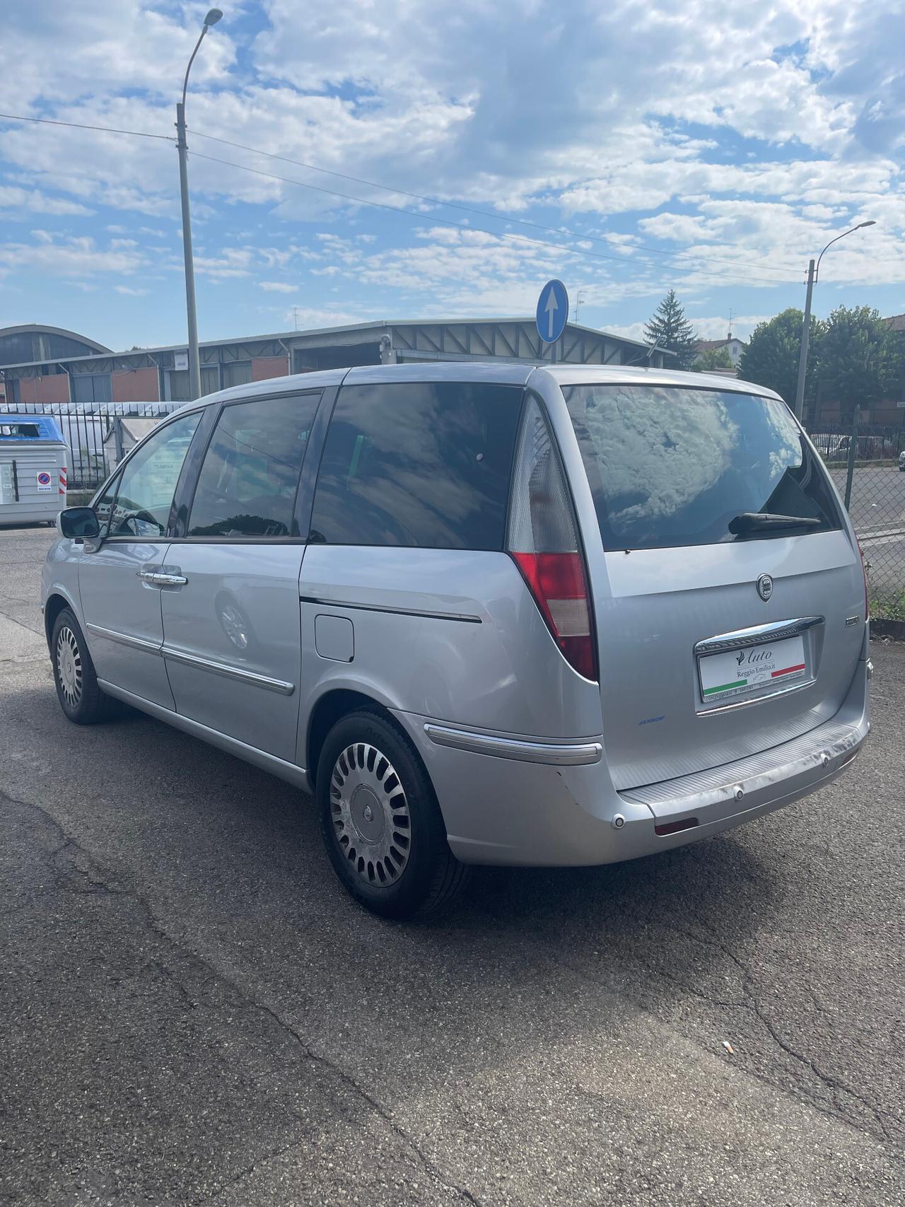 Lancia Phedra 2.0 MJT 136 CV Platino