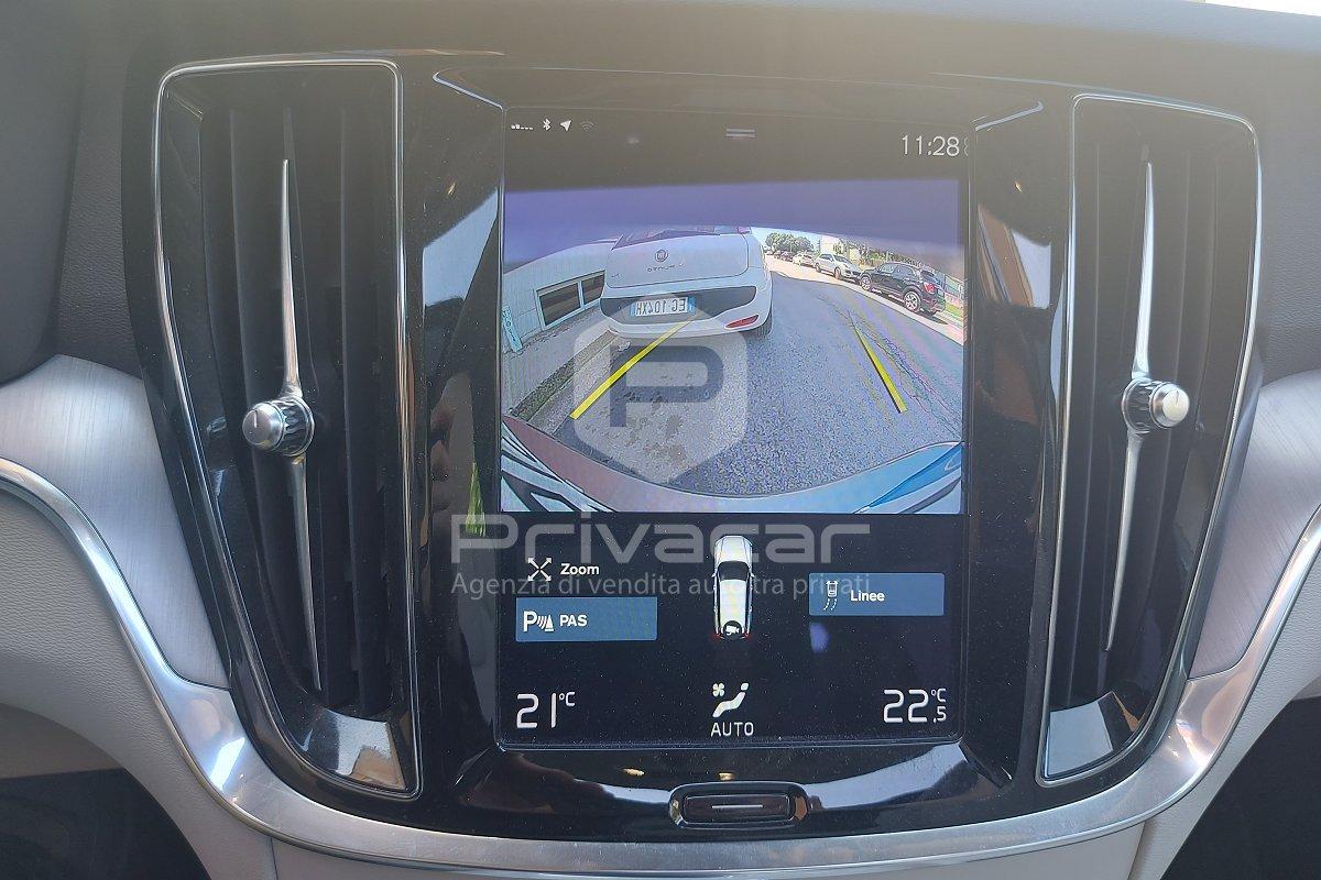 VOLVO V60 B4 (d) Geartronic Momentum Business Pro