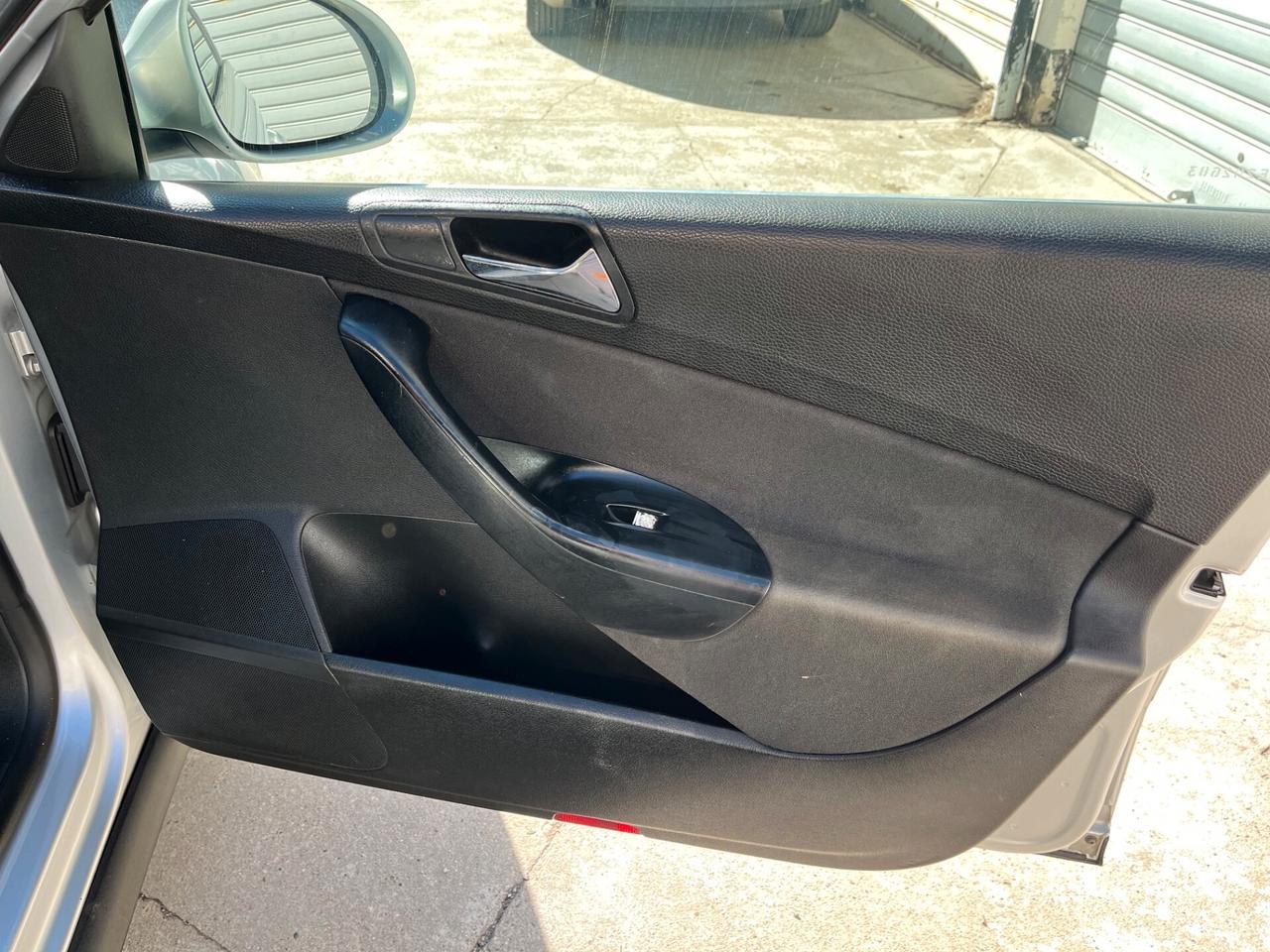 Volkswagen Passat 2.0 16V TDI Var. Highline