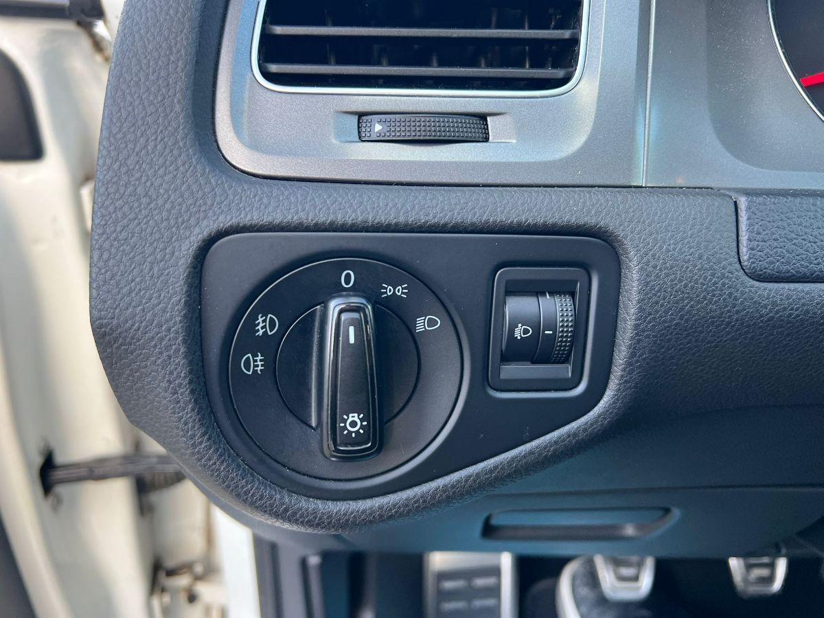 VOLKSWAGEN - Golf - 1.2 TSI 85 CV 5p. Trendline BMT