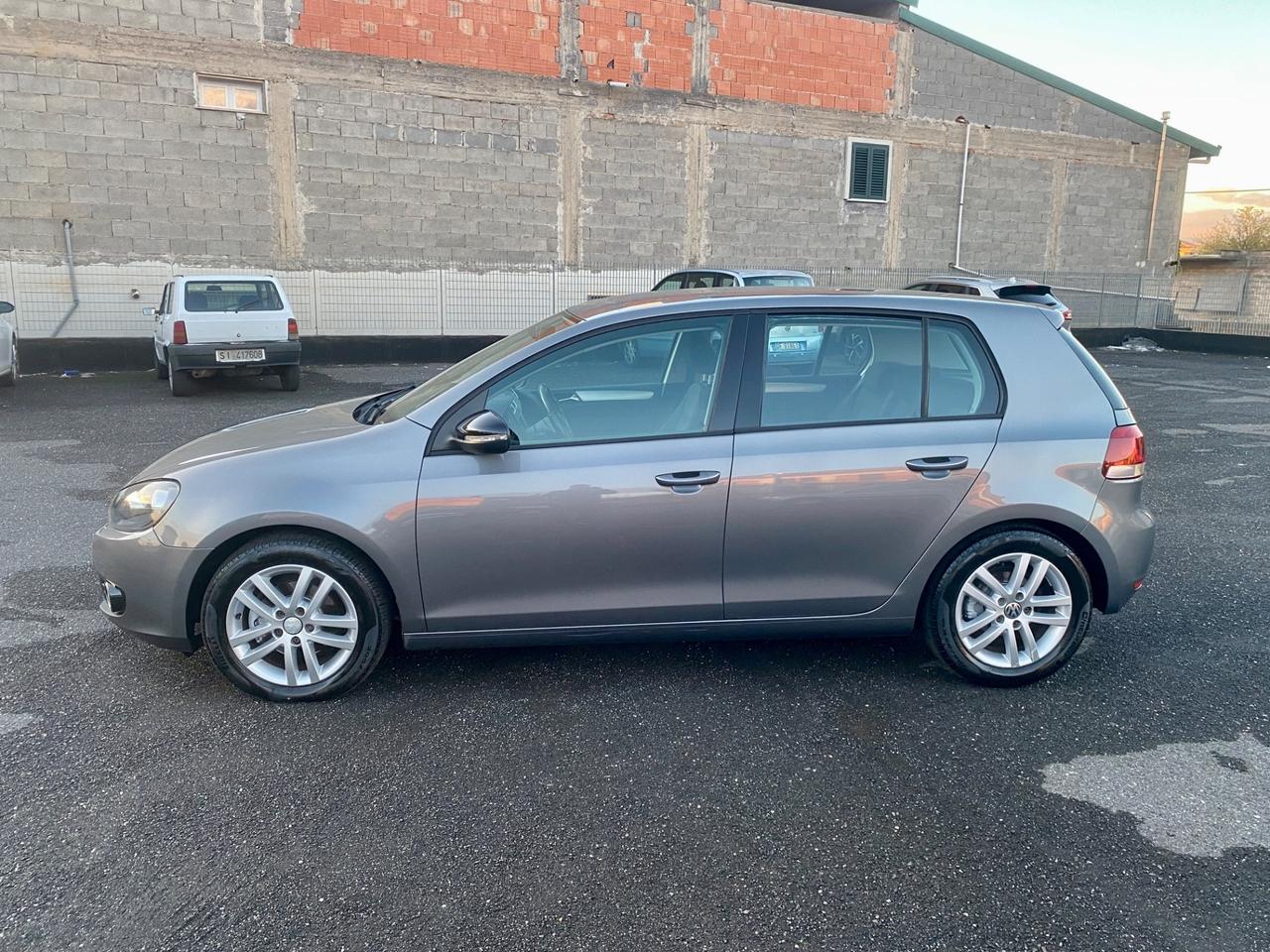 Volkswagen Golf 1.6 TDI 105cv 5p. Highline 2010