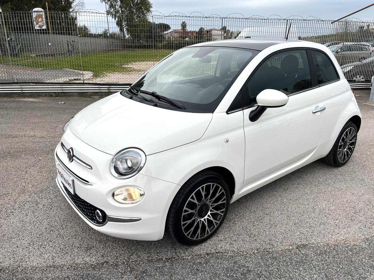 Fiat 500 1.0 Hybrid Dolcevita NAVI CERCHI 16"