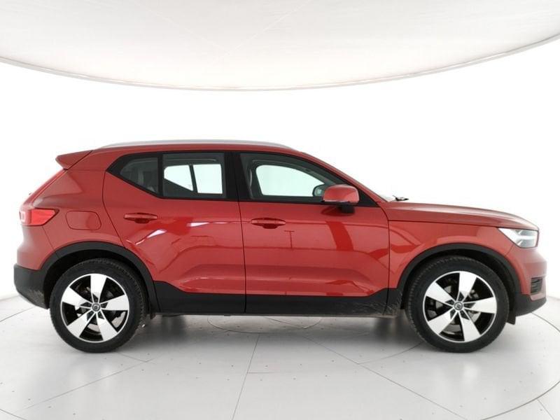 Volvo XC40 1.5 t3 Momentum 156cv