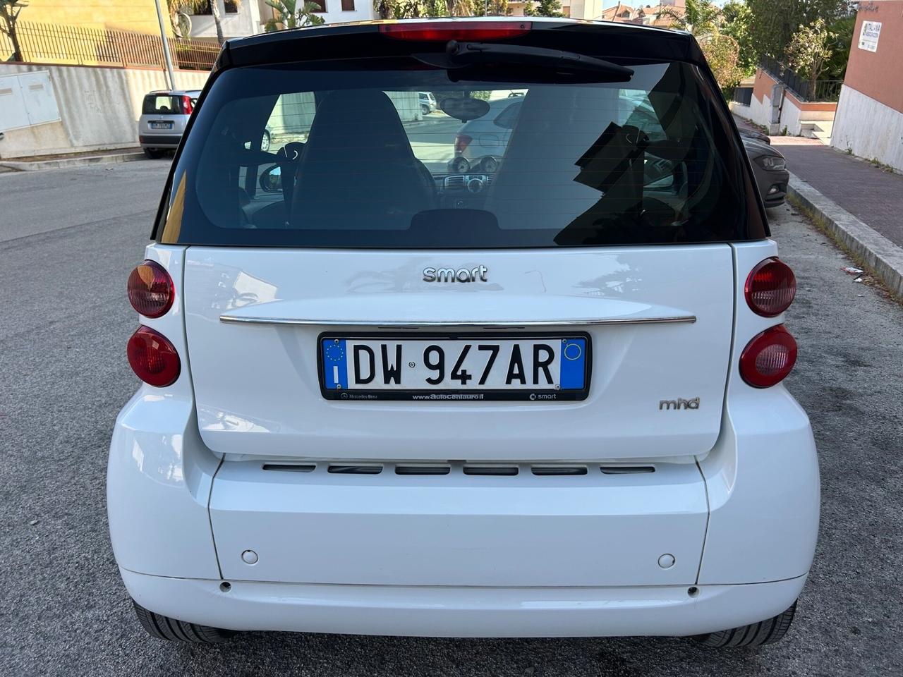 Smart ForTwo 1.0 benz ideale per neopatentati