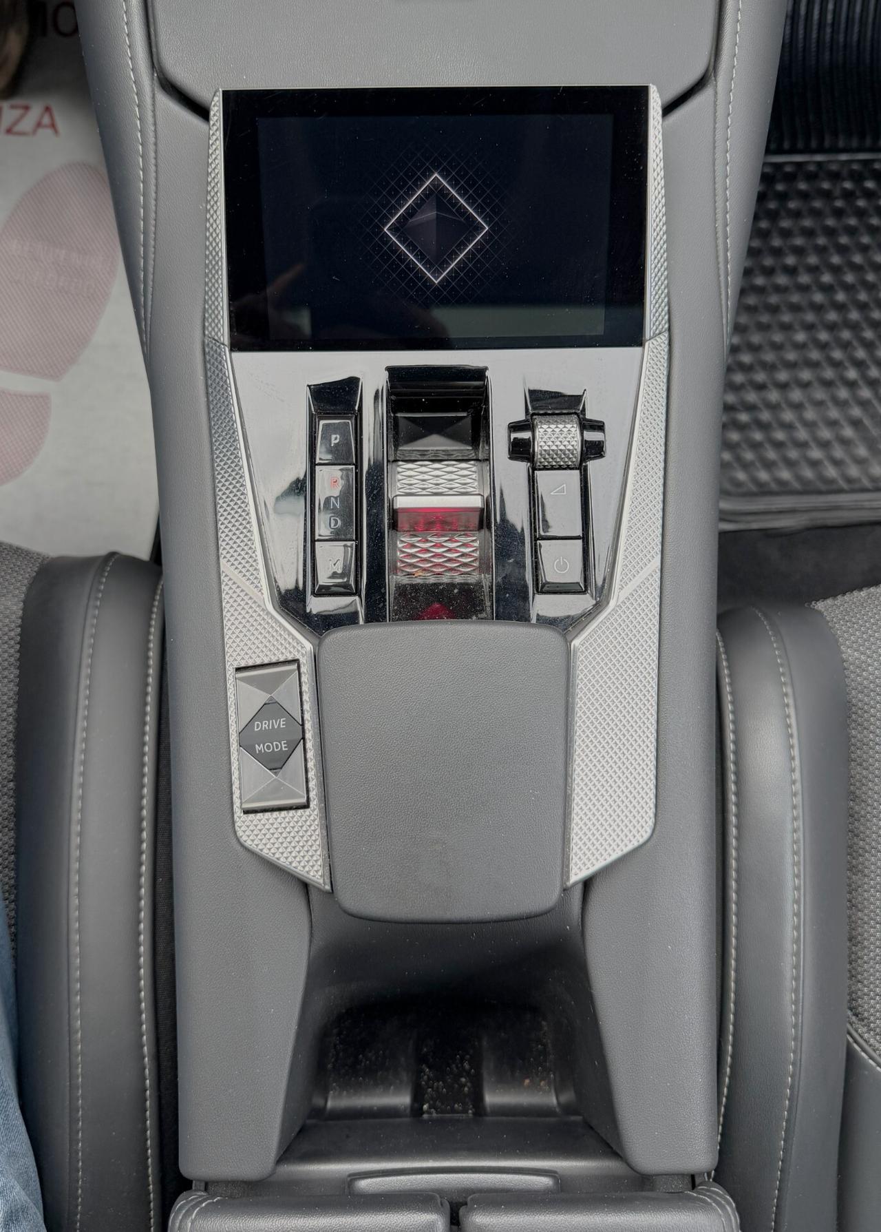 DS DS4 4 BlueHDi 130 aut. Cross Trocadero