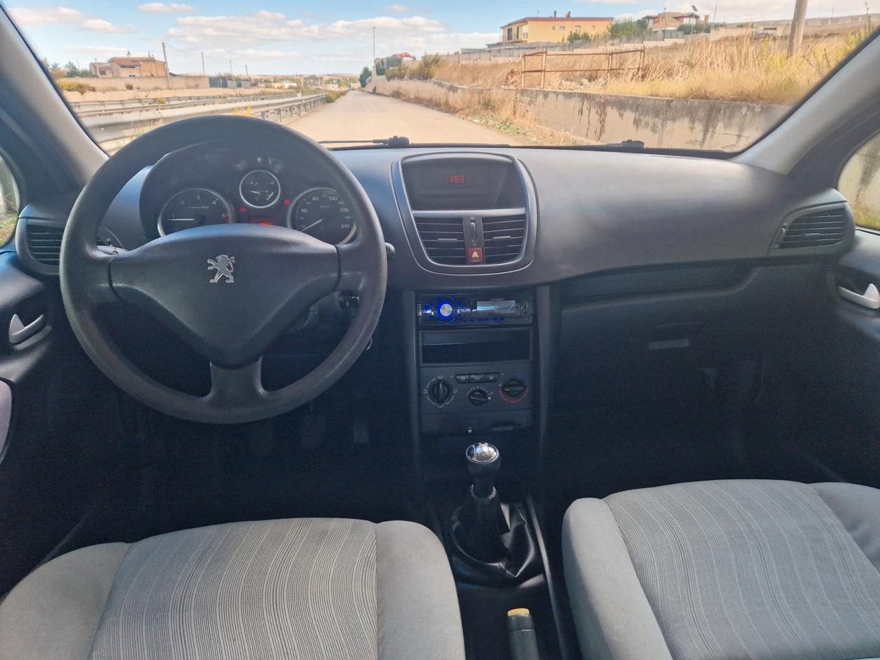 Peugeot 207 1.4 HDi 70CV 5p. X Line