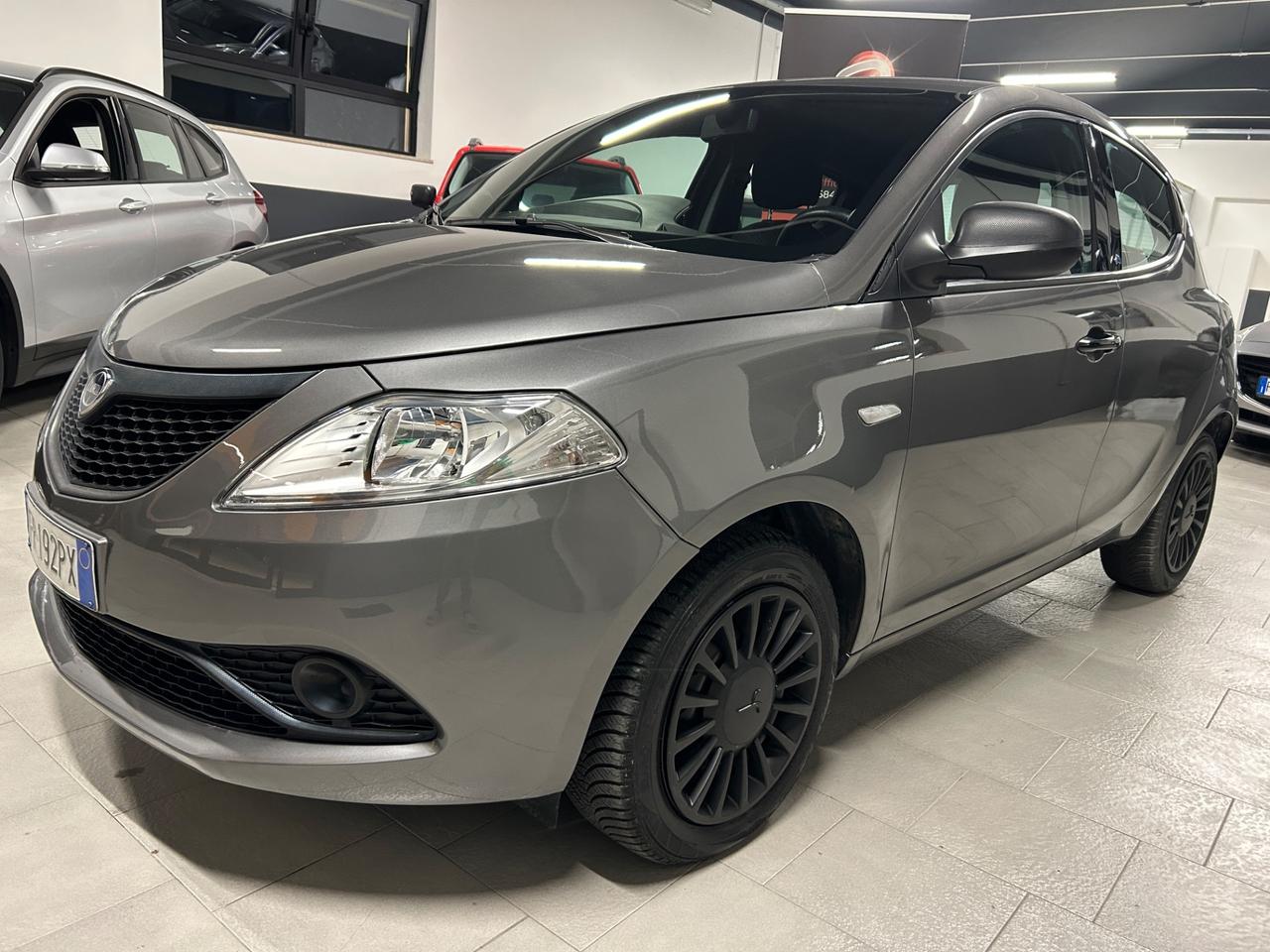 Lancia Ypsilon 1.2 benzina 51 kw 2018