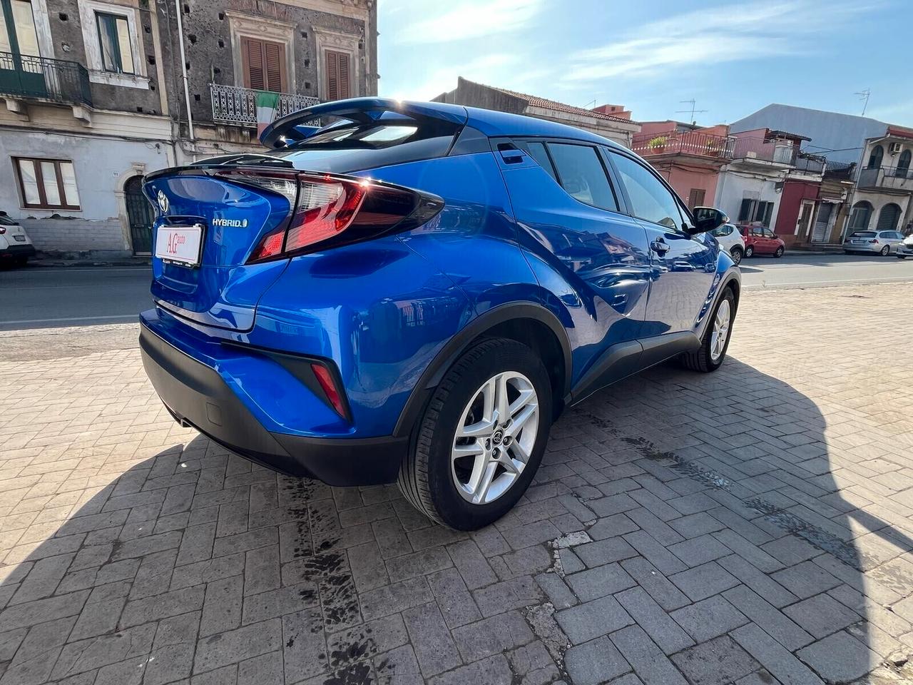 Toyota C-HR 1.8 Hybrid E-CVT Business