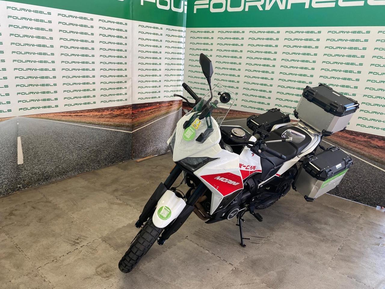 Moto Morini X-Cape 649