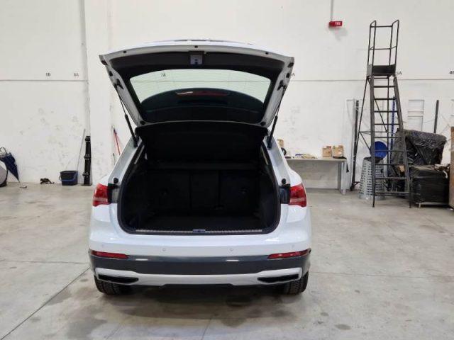 AUDI Q3 35 TDI S tronic Business Advanced