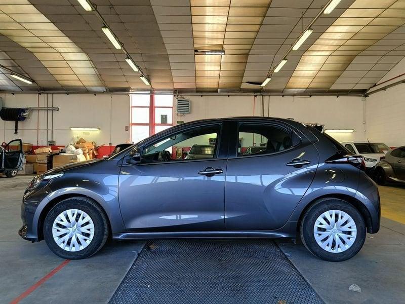 Toyota Yaris 1.0 5 porte Active NEOPATENTATI