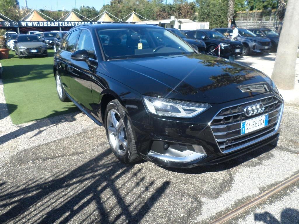 Audi A4 Avant 40 TDI quattro S tronic Business Advanced