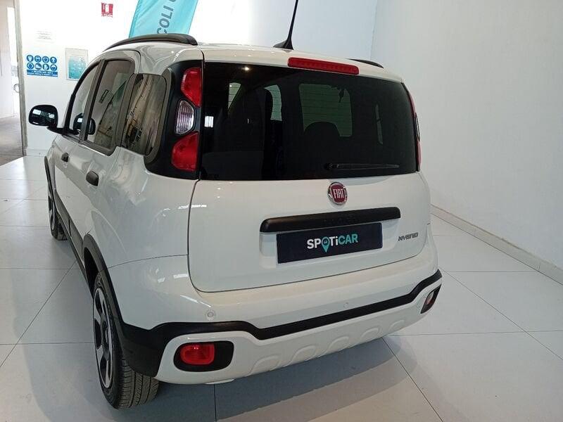 FIAT Panda 1.0 FireFly S&S Hybrid City Cross