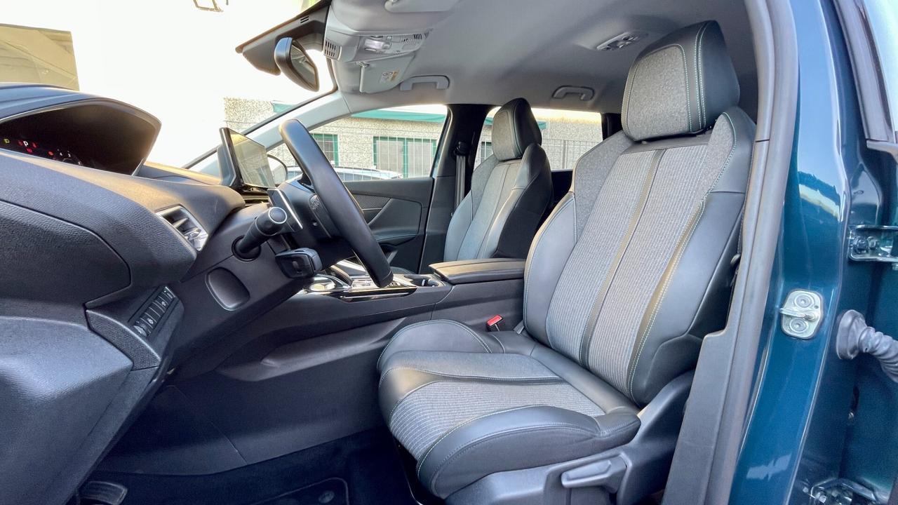 Peugeot 5008 BlueHDi 130 S&S EAT8 Allure Pack
