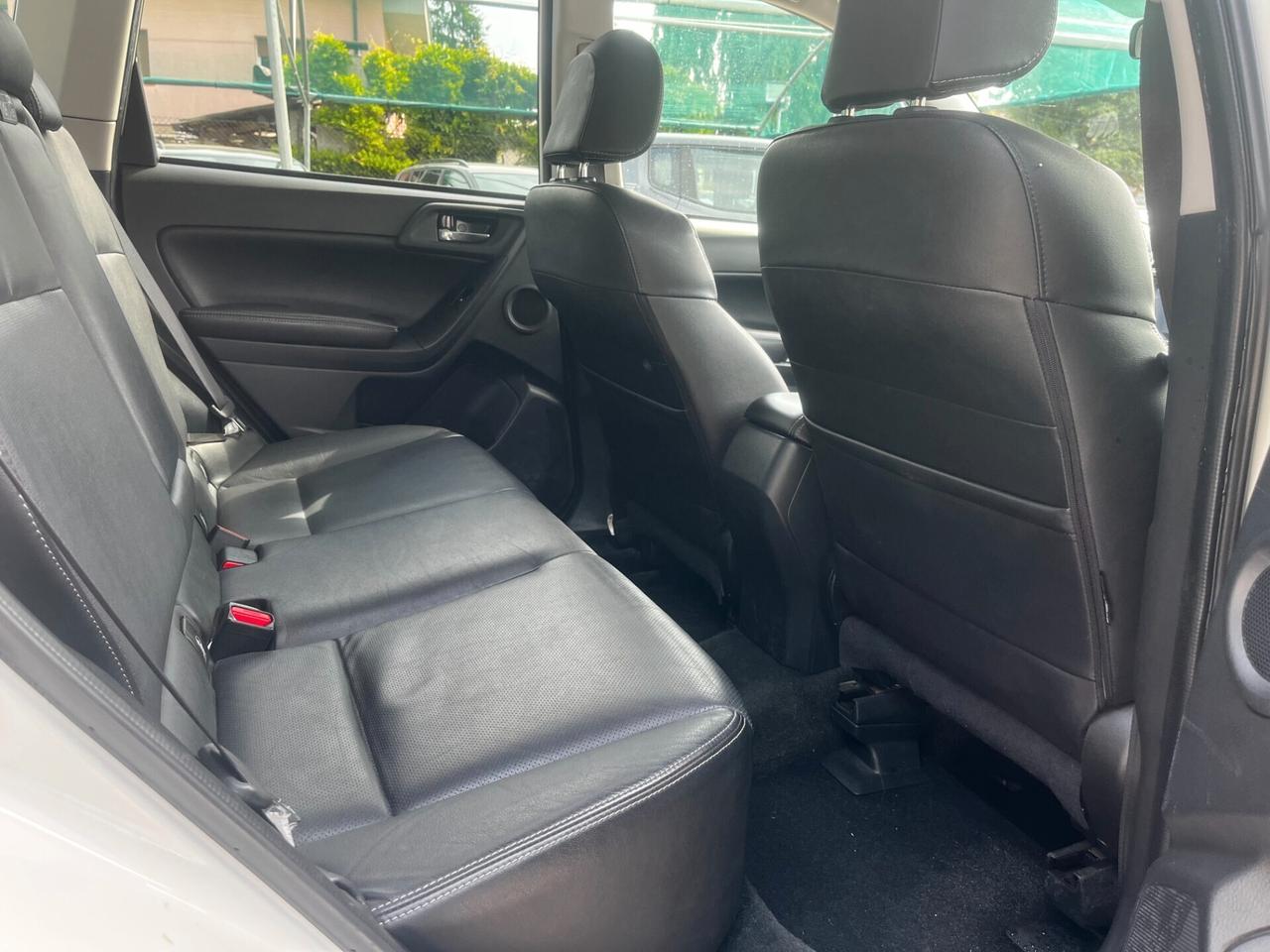 Forester 2.0D Exclusive