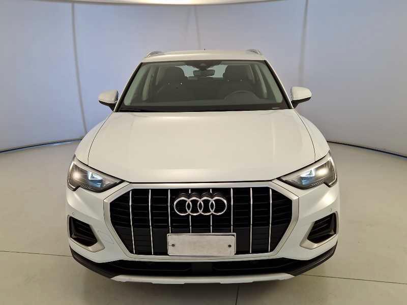 AUDI Q3 35 TDI S tronic Business Advanced