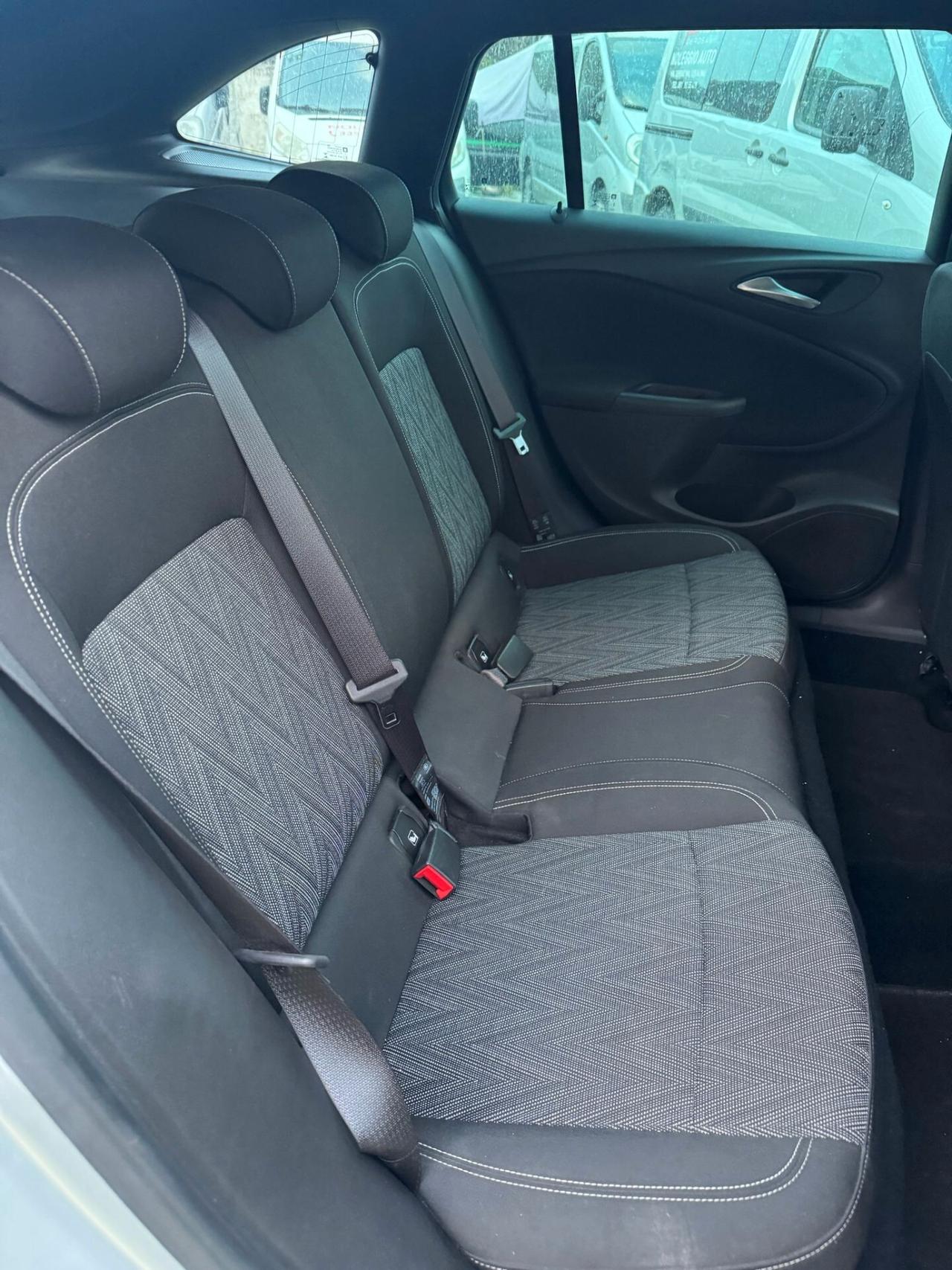 Opel Astra 1.5 CDTI 122 CV S&S Sports Tourer GS Line