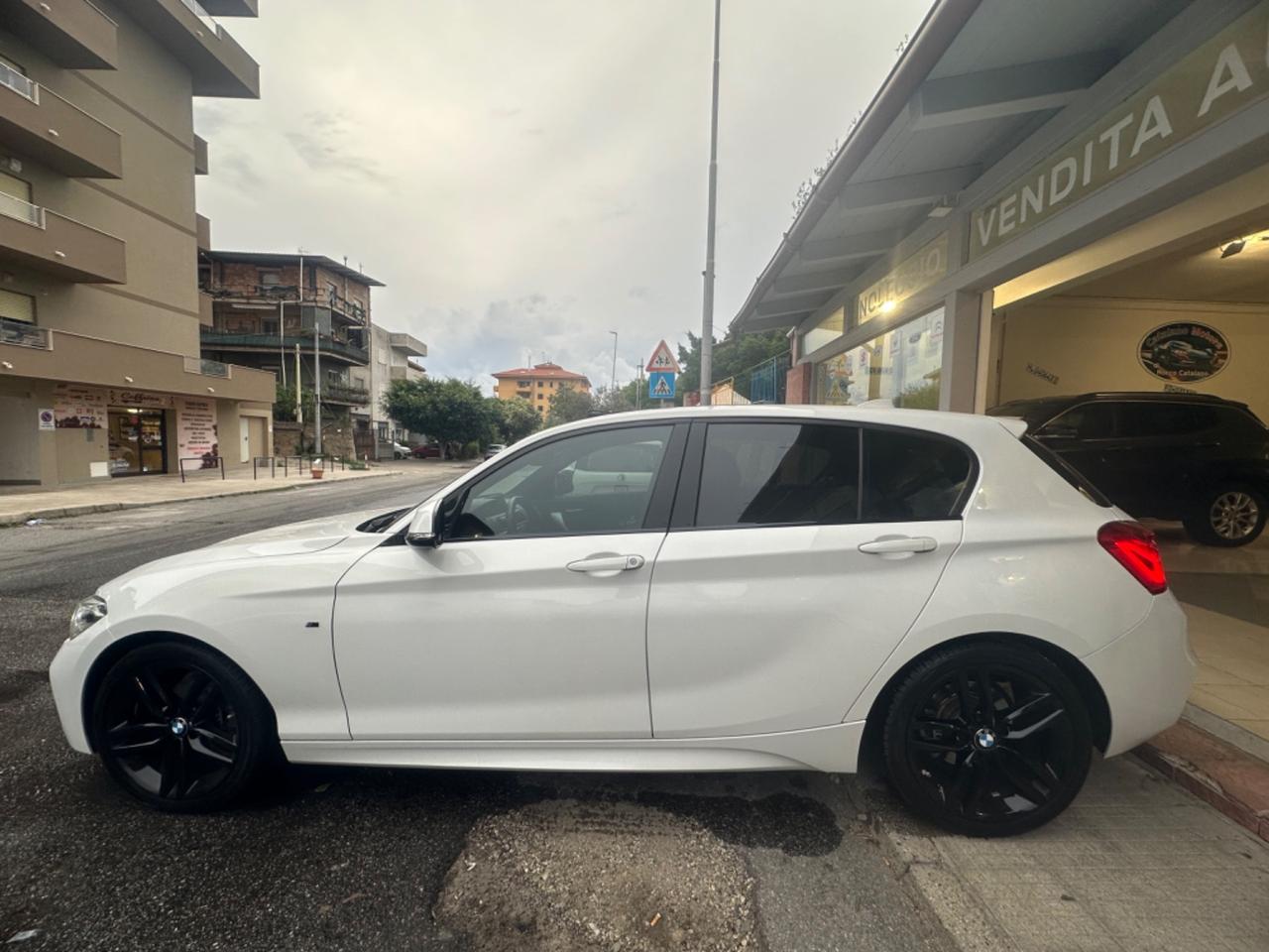 Bmw 118 118d 5p. Msport