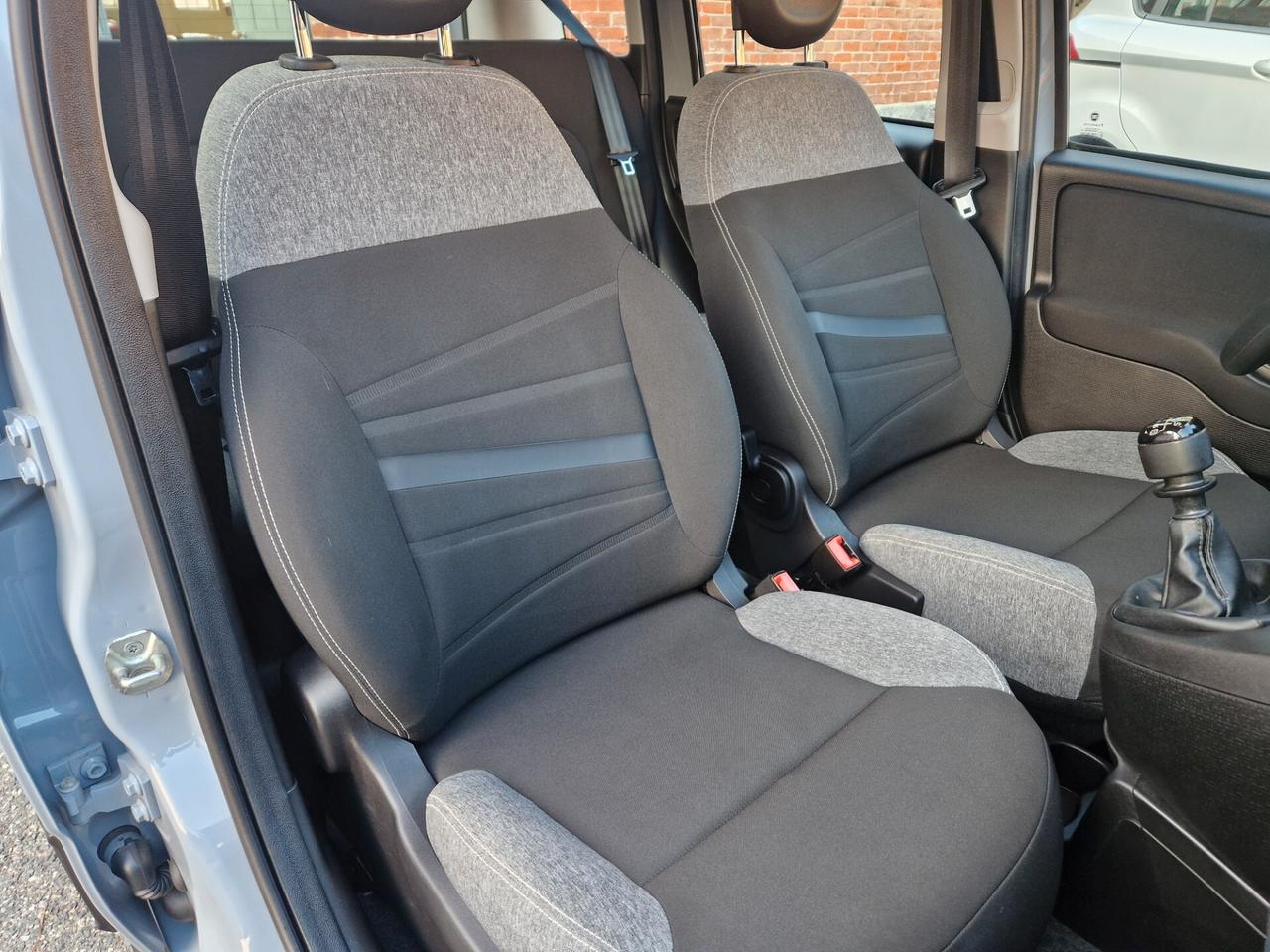 Fiat Panda 1.0 70CV Ibrida "47.200 km" Bluetooth, Start&Stop