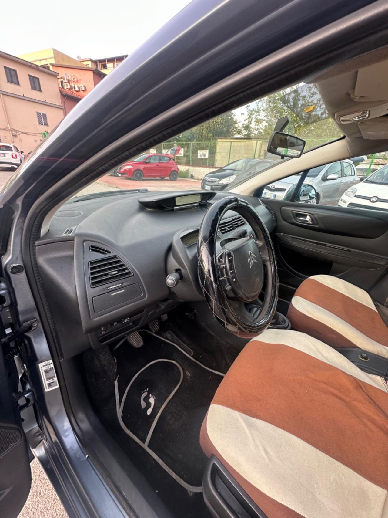 Citroen C4 1.4 Classique