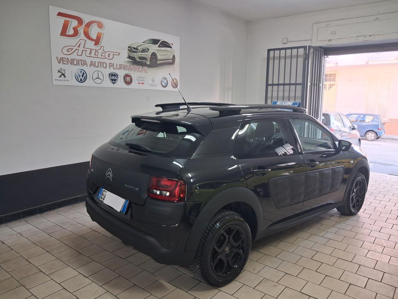 Citroen C4 Cactus 2015 Shine unico prop 65.000km