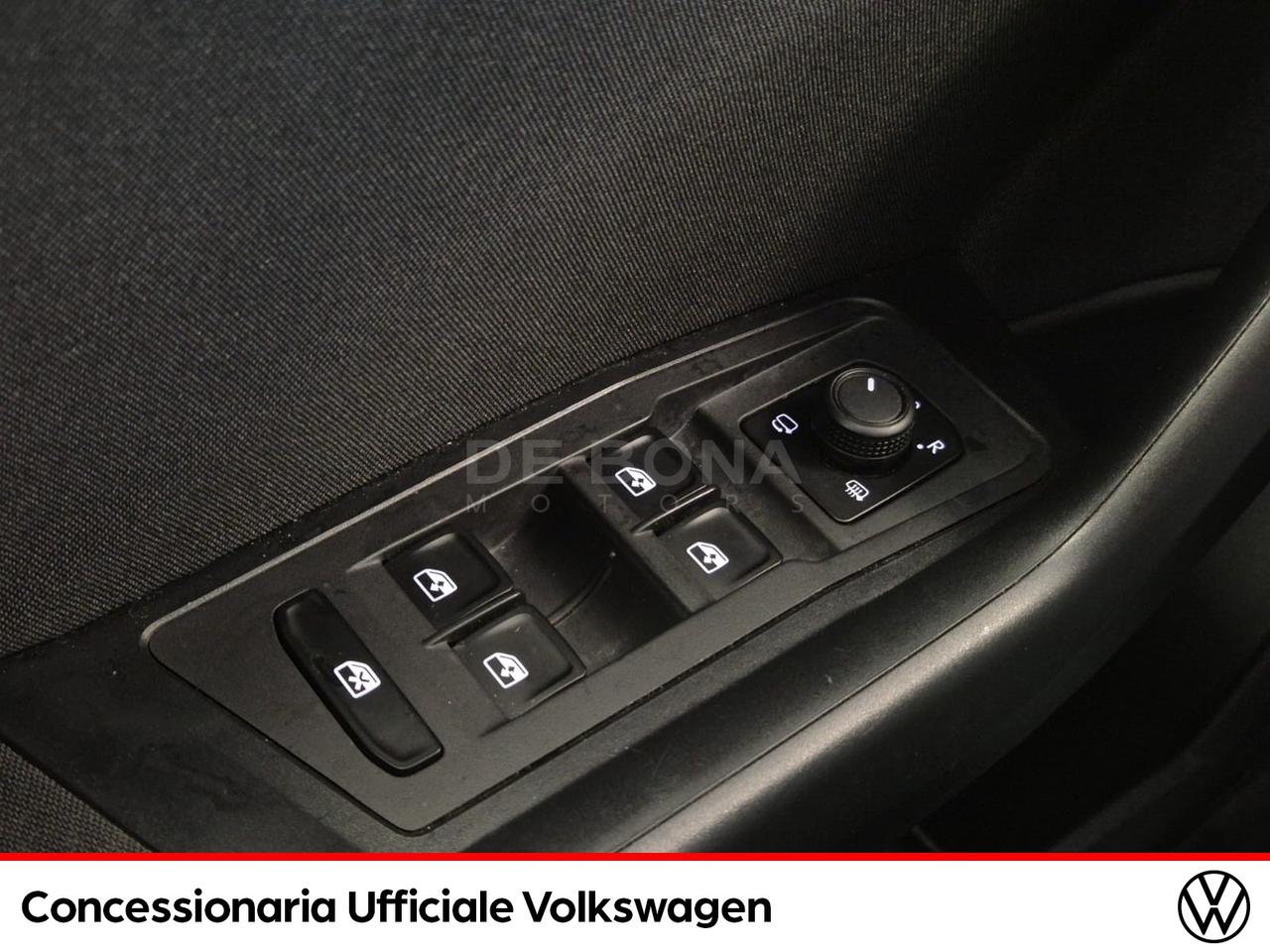 Volkswagen T-Roc 1.0 tsi business 110cv