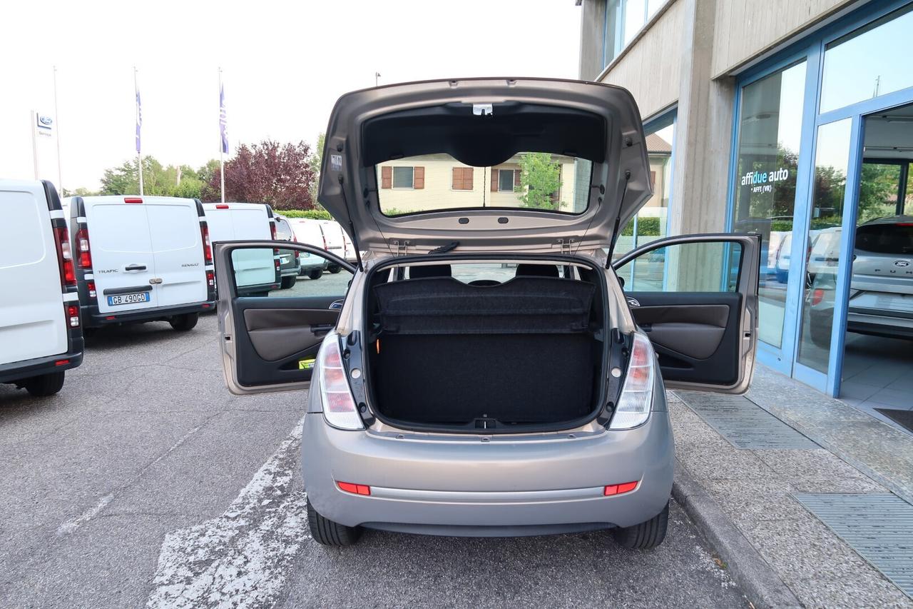 Lancia Ypsilon 1.2 Oro