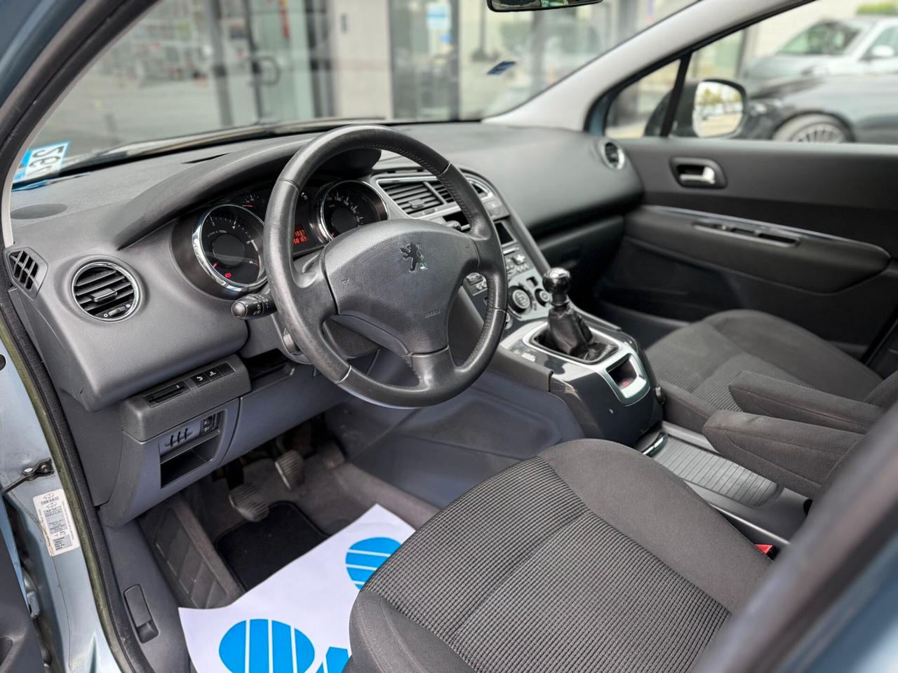 PEUGEOT 5008 2.0 D 7 POSTI 2011 12 MESI DI GARANZIA