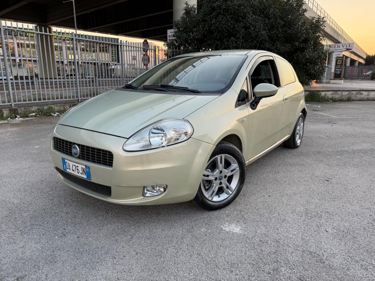 Fiat Grande Punto Grande Punto 1.4 3 porte Dynamic