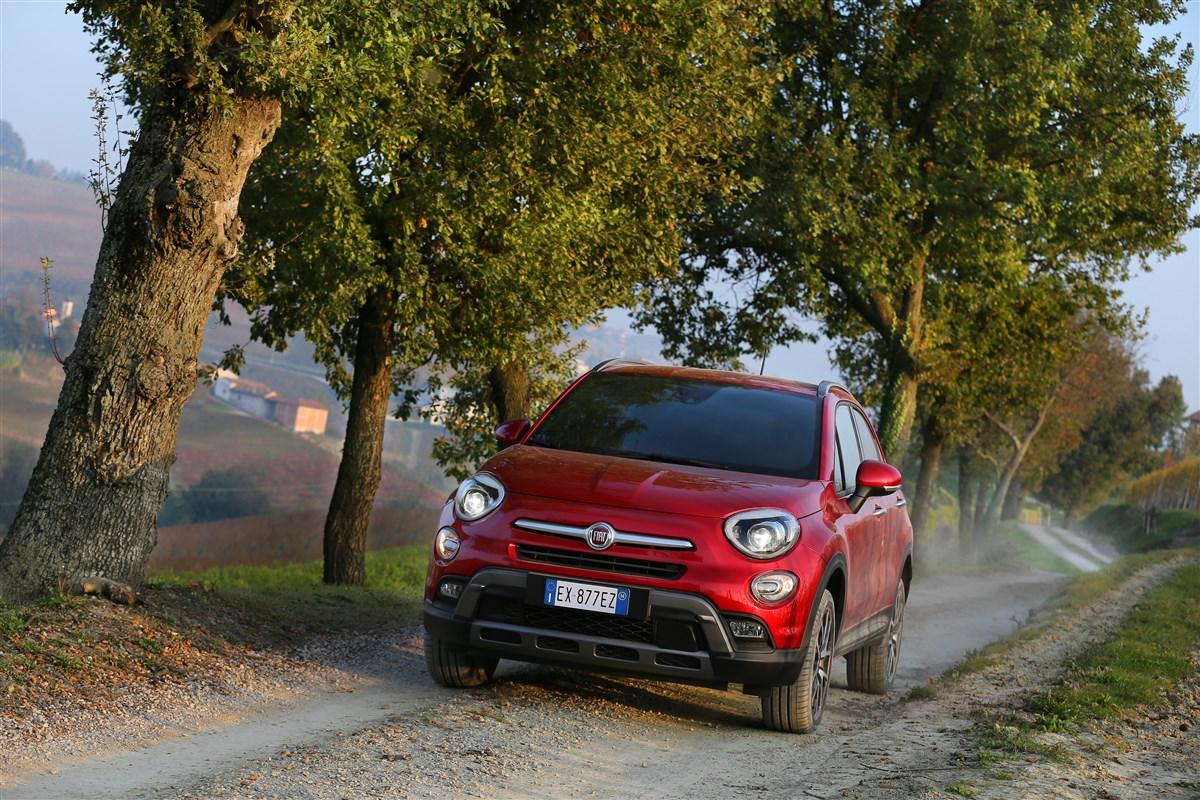 FIAT 500 X 2015 - 500X 2.0 mjt Cross Plus 4x4 140cv auto