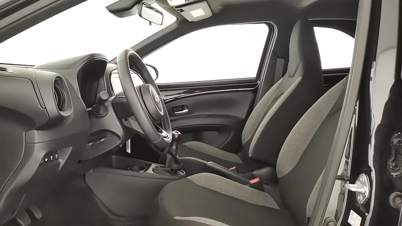 TOYOTA Aygo X - Aygo X 1.0 Active 72cv