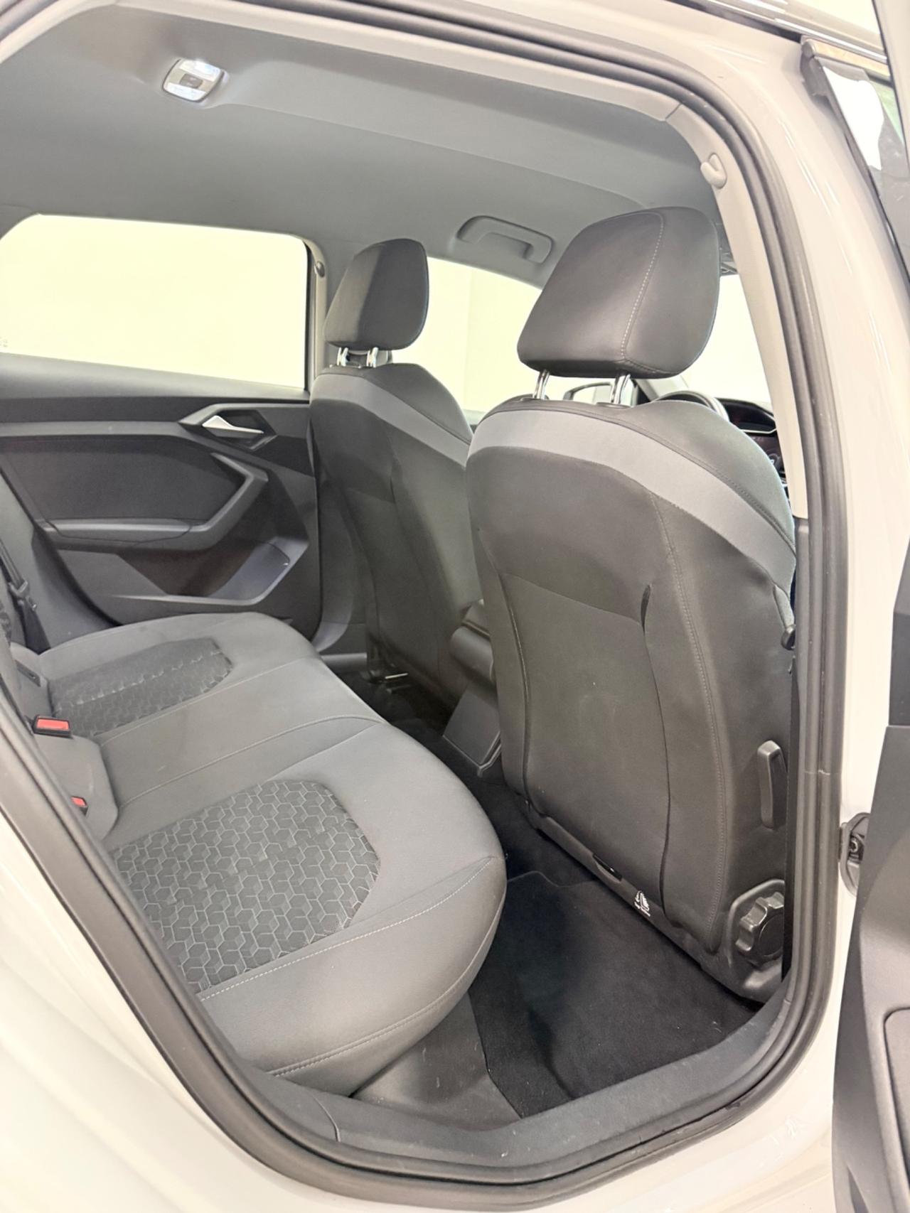Audi A1 allstreet 35 TFSI Identity Contrast