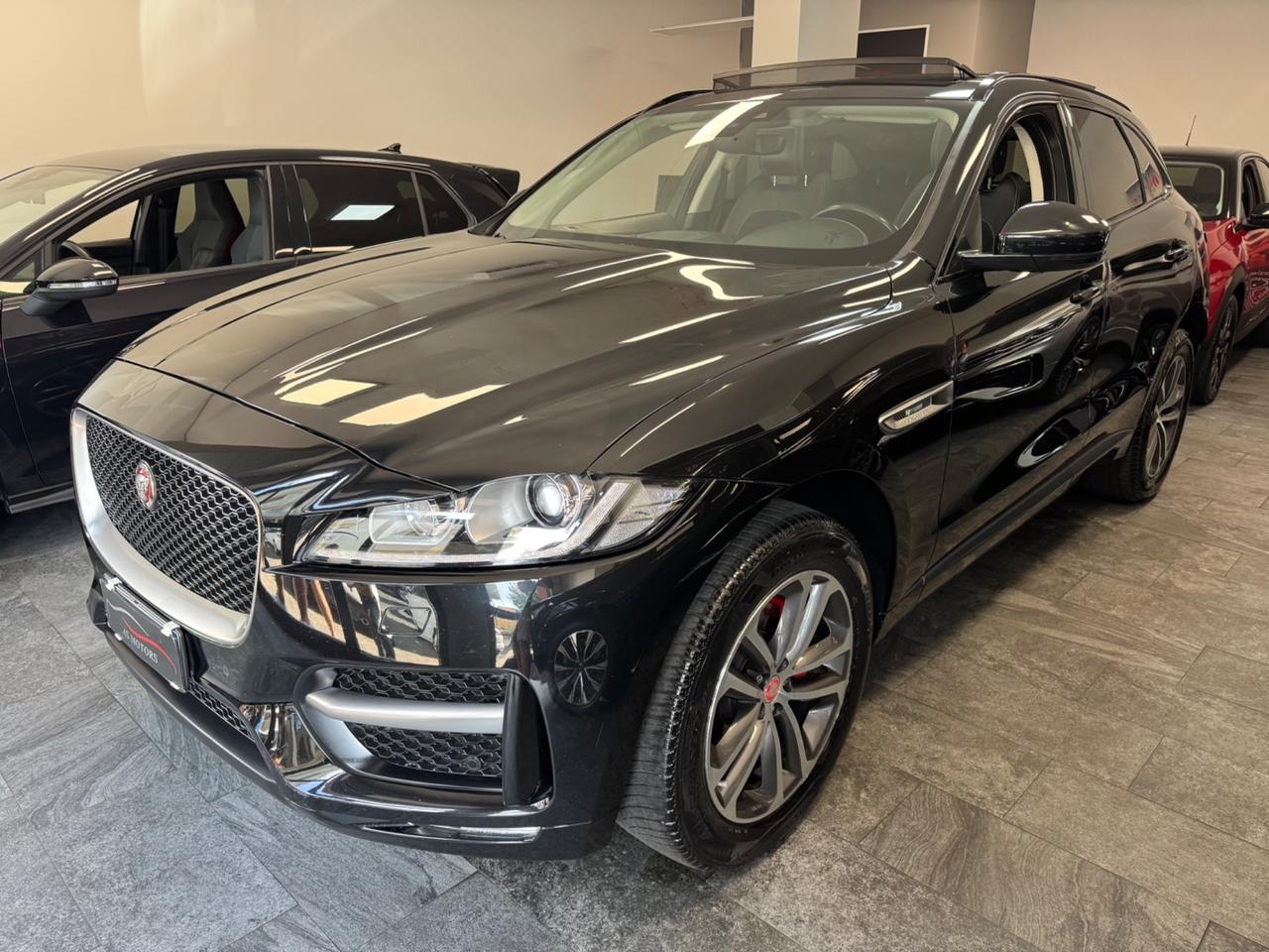 Jaguar F-Pace 2.0 D 180 CV R-Sport Tetto Apribile