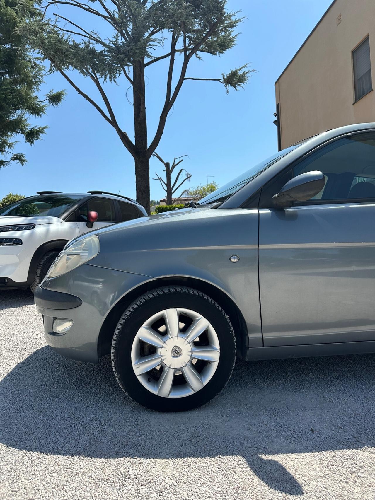 Lancia Ypsilon 1.3 Multijet 16V Platino