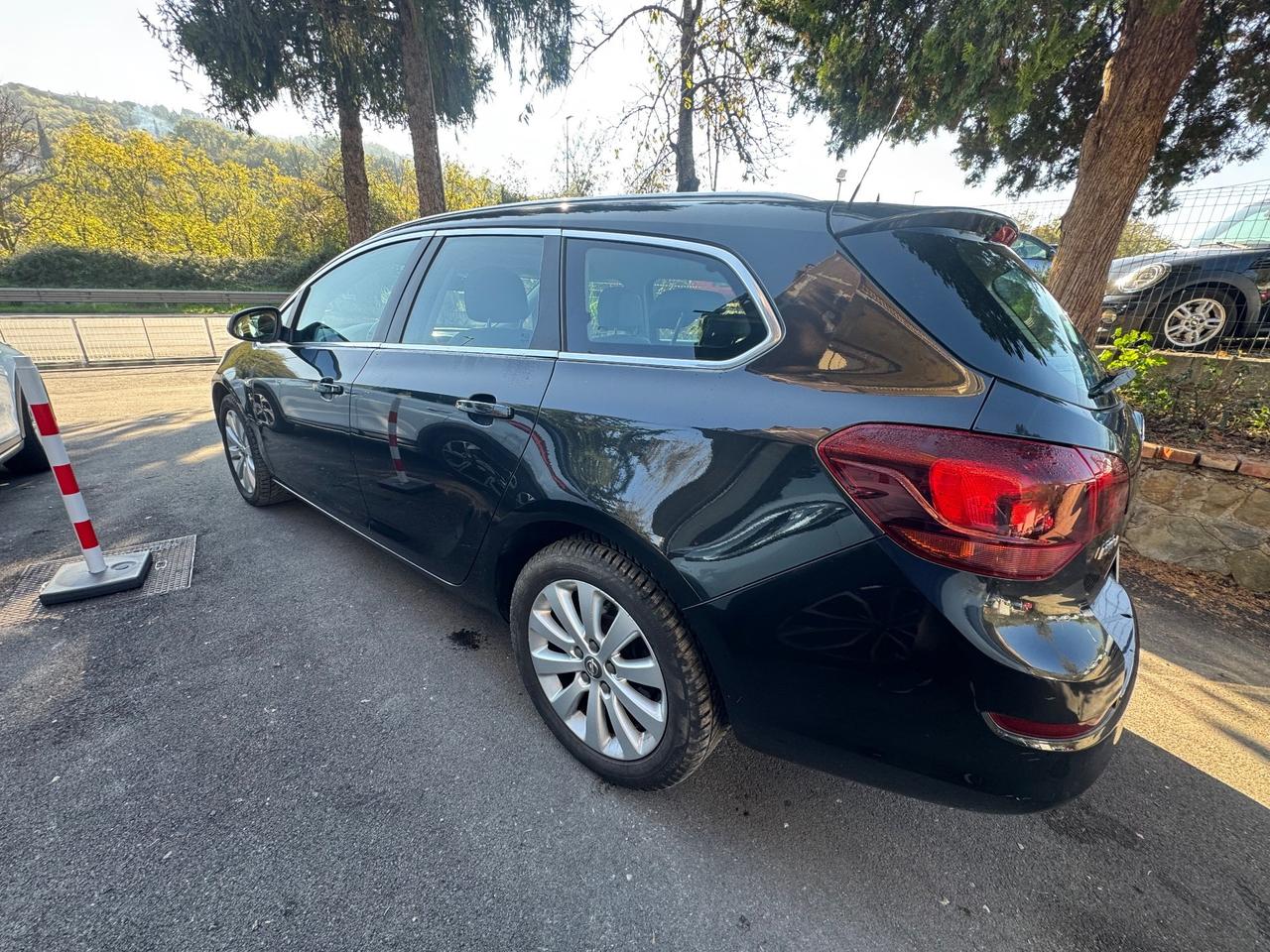 Opel Astra 1.7 CDTI 110CV Sports Tourer Cosmo