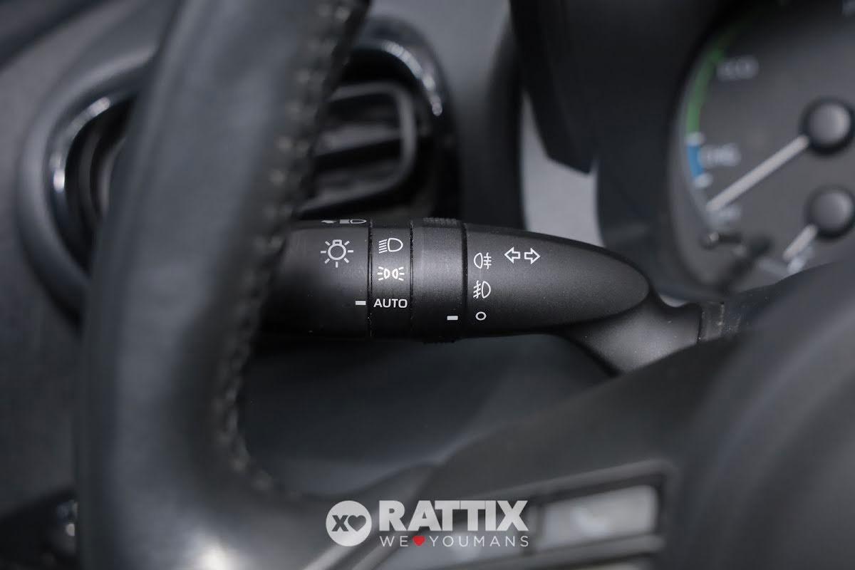 Toyota Yaris 1.5 Hybrid Business