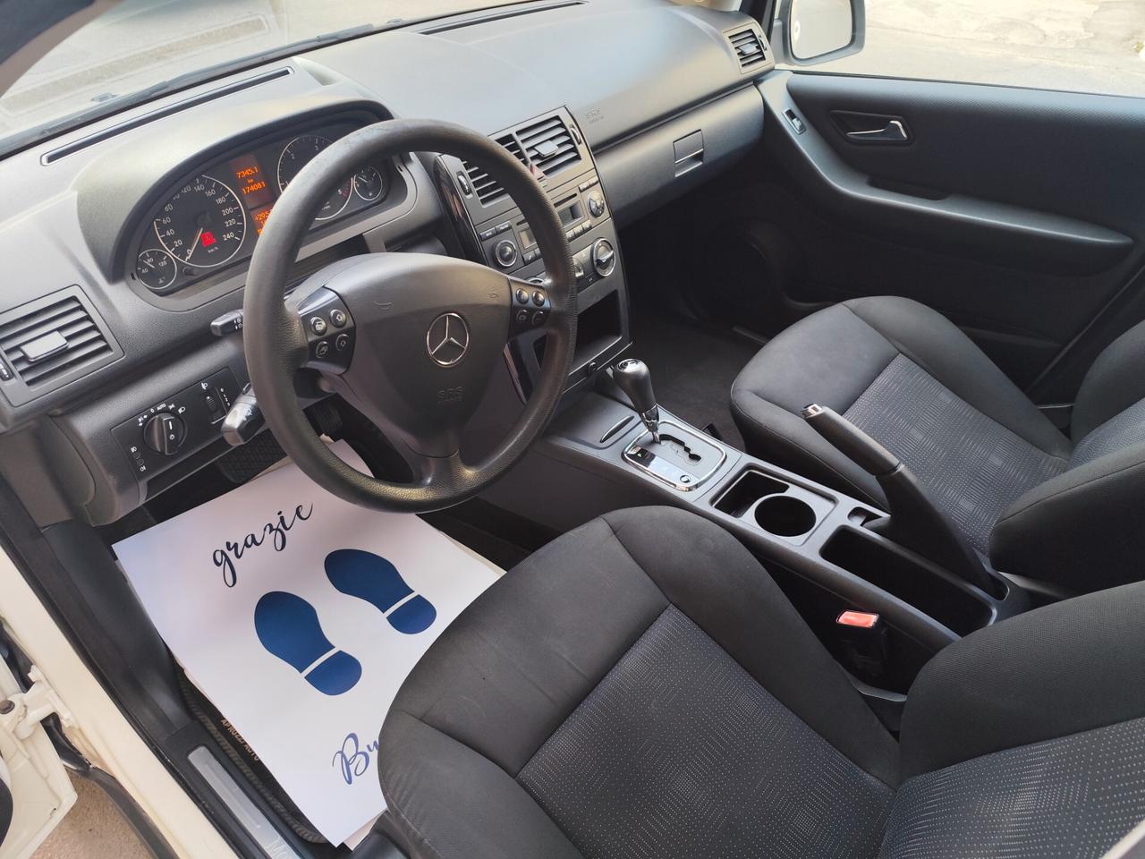 Mercedes-benz A 180 CDI 110CV CAMBIO AUTOMATICO
