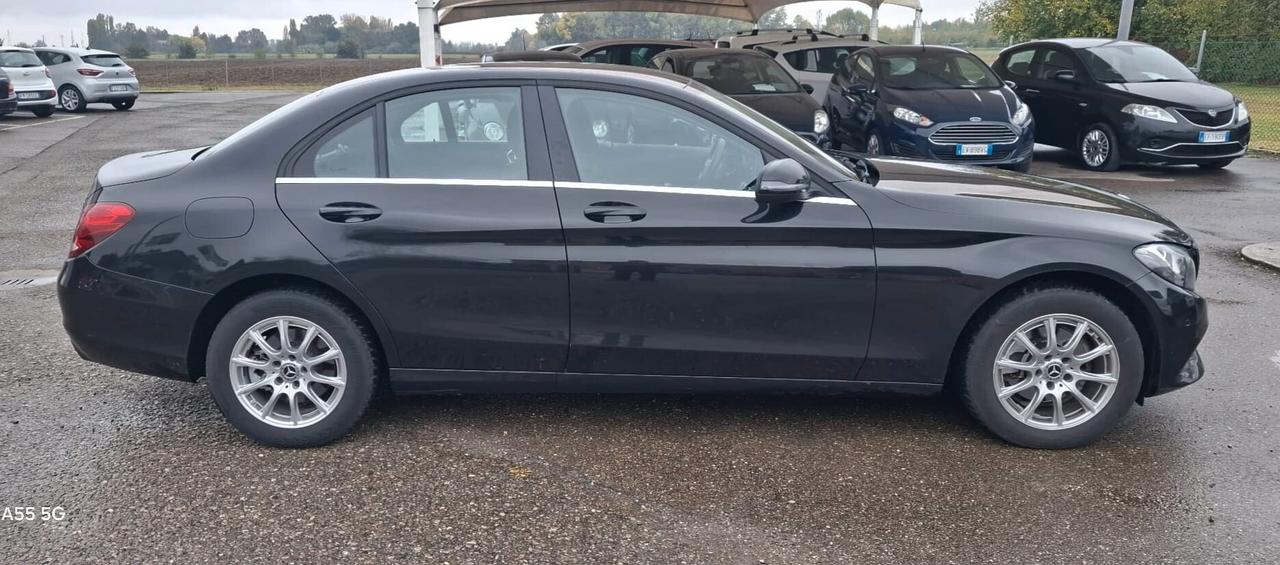Mercedes-benz C 180 d Auto Premium
