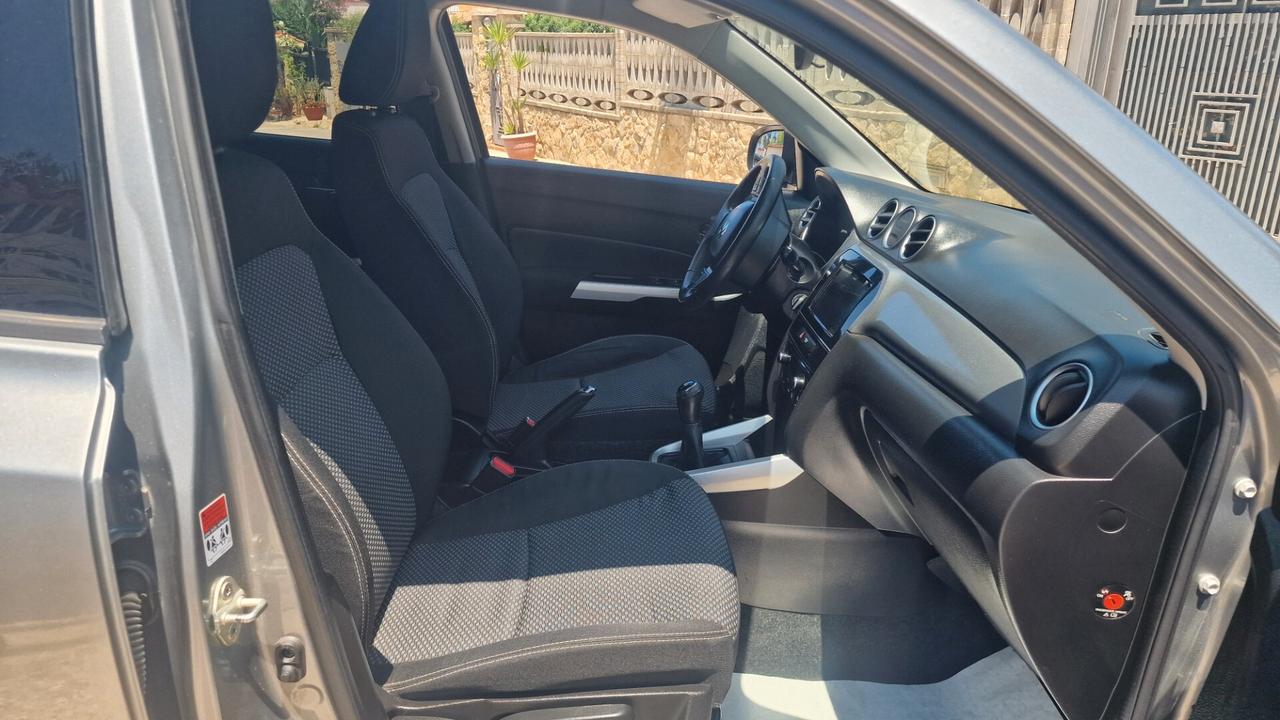Suzuki Vitara 1.6 VVT A/T V-Top
