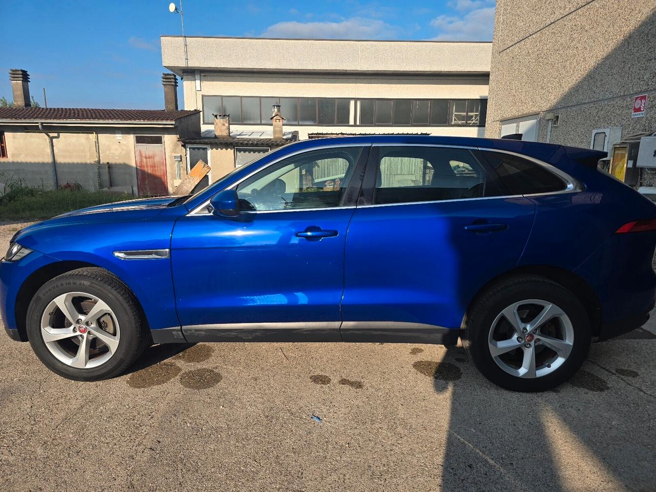 Jaguar F-Pace 2.0 D 180 CV AWD aut. Prestige